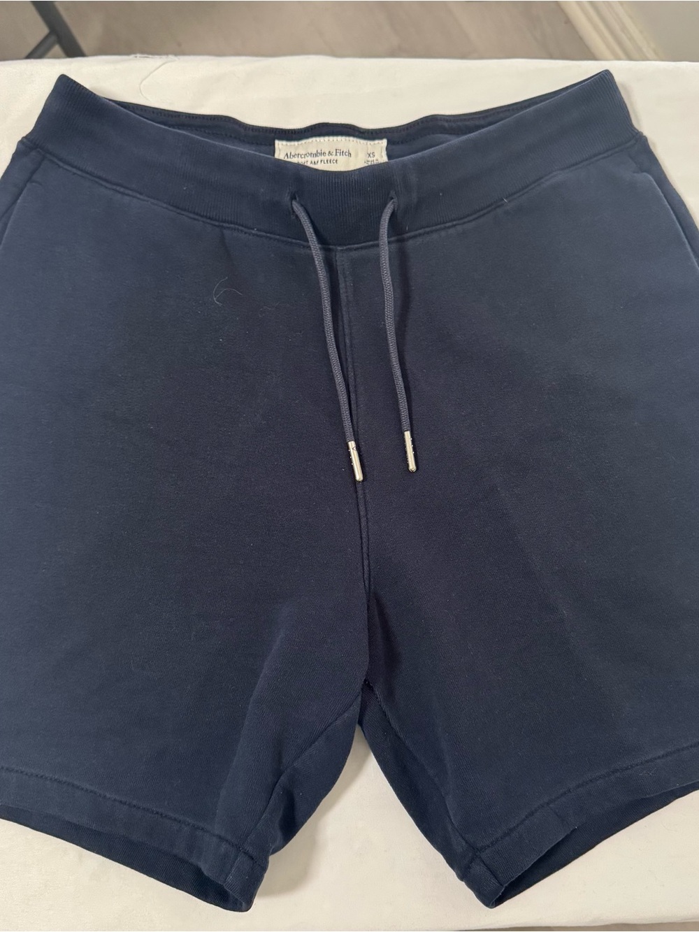 Abercrombie & Fitch Men’s XS Navy Drawstring Shorts Pockets Drawstring Casual - Picture 2 of 8